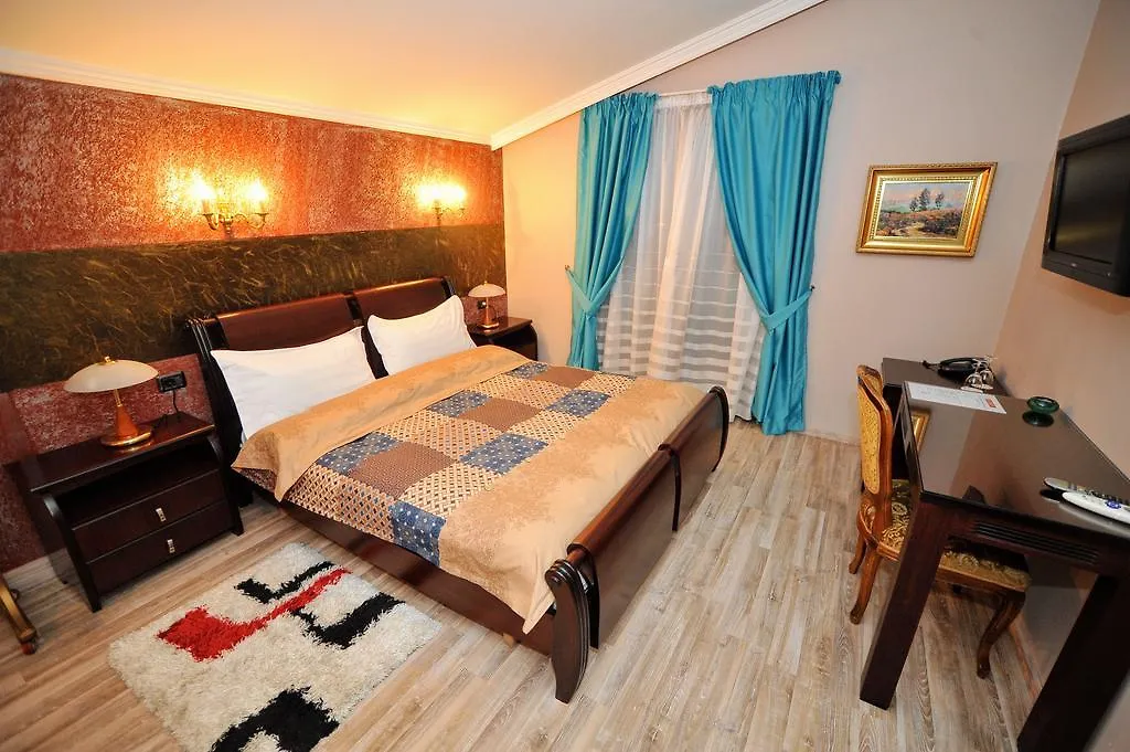 ***  Dream Hotel Tirana Albanie